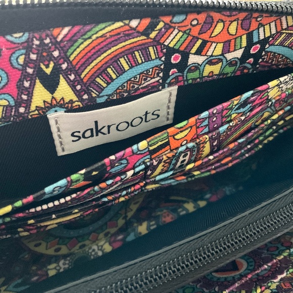 Sakroots Women's Large Smartphone Crossbody Bag Wristlet Purse Eco-Twill… - Picture 6 of 16